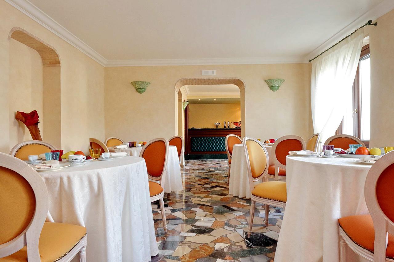 Turano Resort Colle di Tora Eksteriør bilde